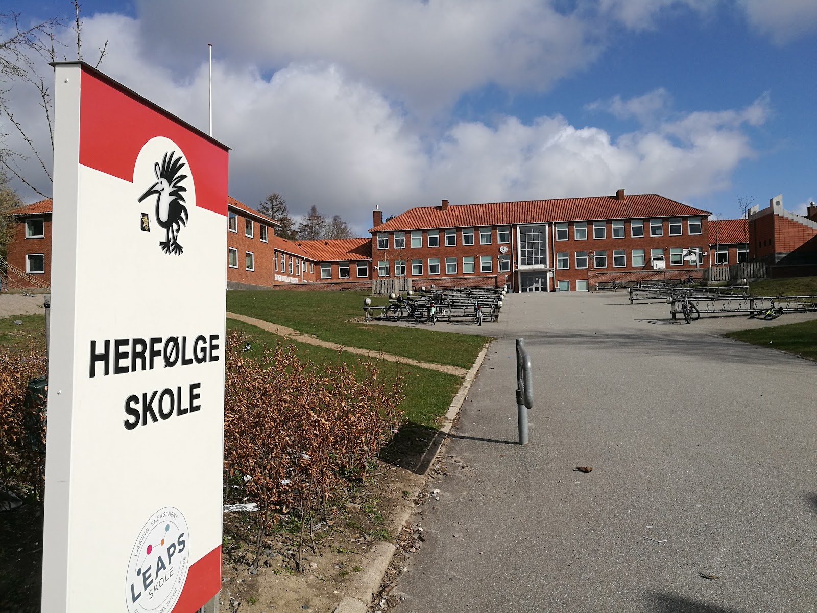 herfoelge-skole-2